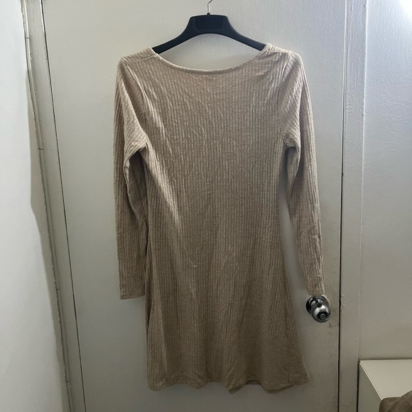 Old Navy Tan Long Sleeve Dress - Picture 2 of 3